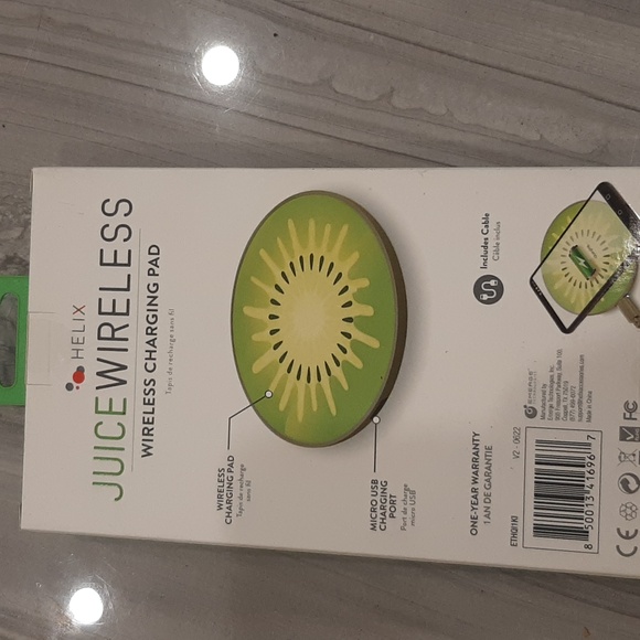 Helix Juice Wireless Charging Pad Kiwi Mobile Device Charging Capability Apple - Picture 4 of 4